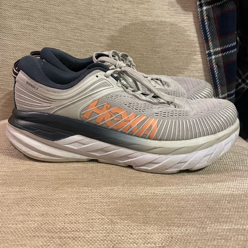 Hoka Bondi 7